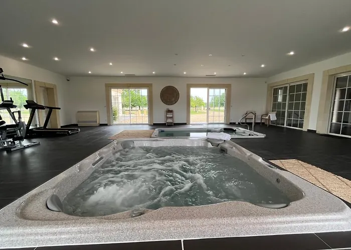 La Tour Belize Du Chateau Saint-laurent * Saint-Laurent-de-Medoc